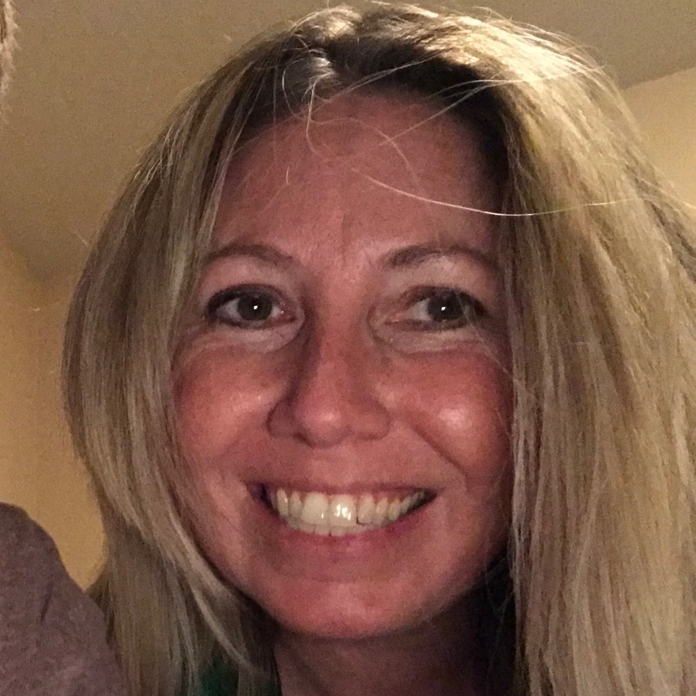 Meet your Posher, Angela